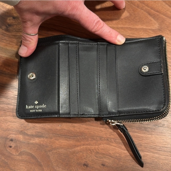 Kate Spade Wallet - Picture 2 of 7